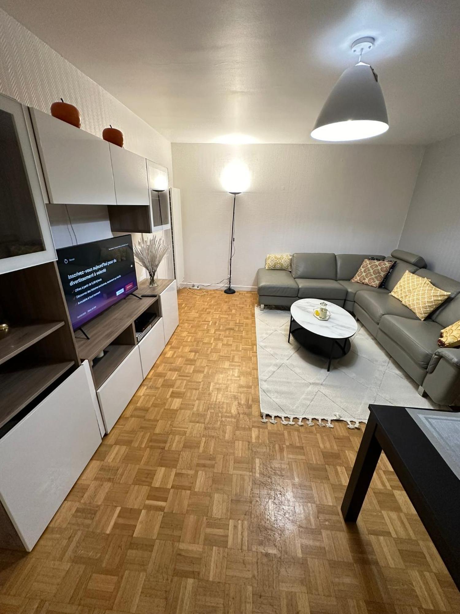 Appartement En Residence- Клиши Экстерьер фото